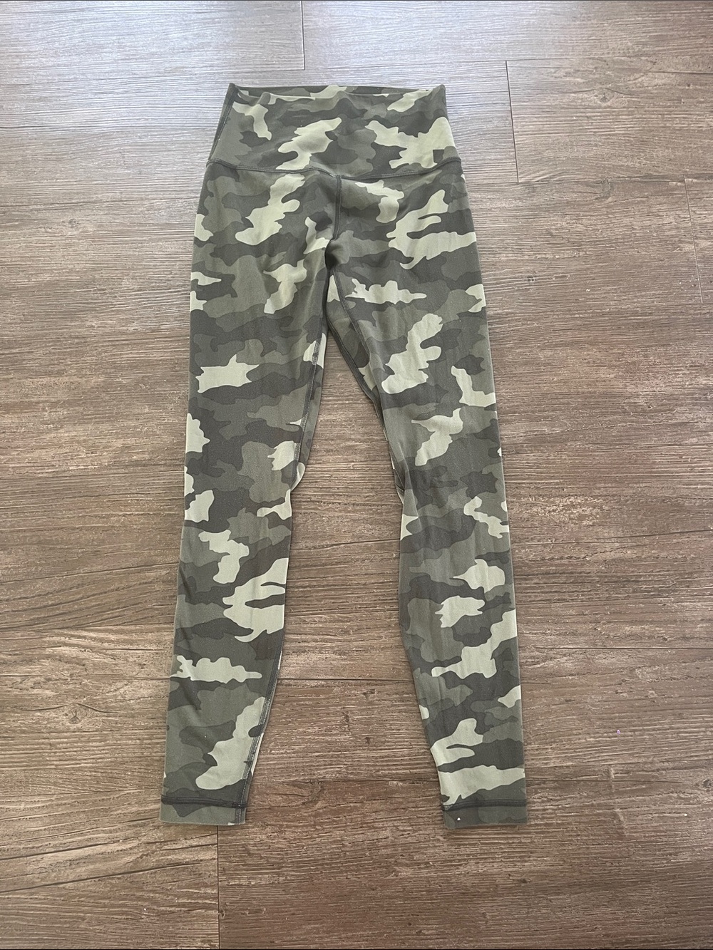 Lululemon Camo High-Waist Leggings - Olive Green Women’s Size 6